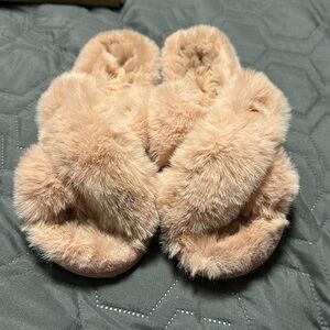 EUC MICHAEL Michael Kors Pink LaLa Slippers - Size 6